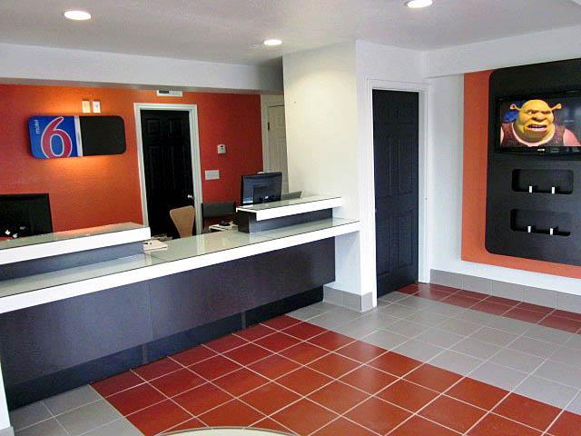 Motel 6 Sulphur Springs