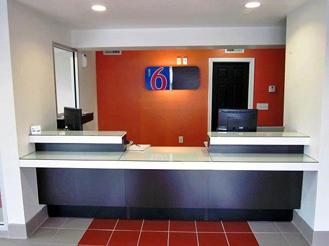 Motel 6 Sulphur Springs