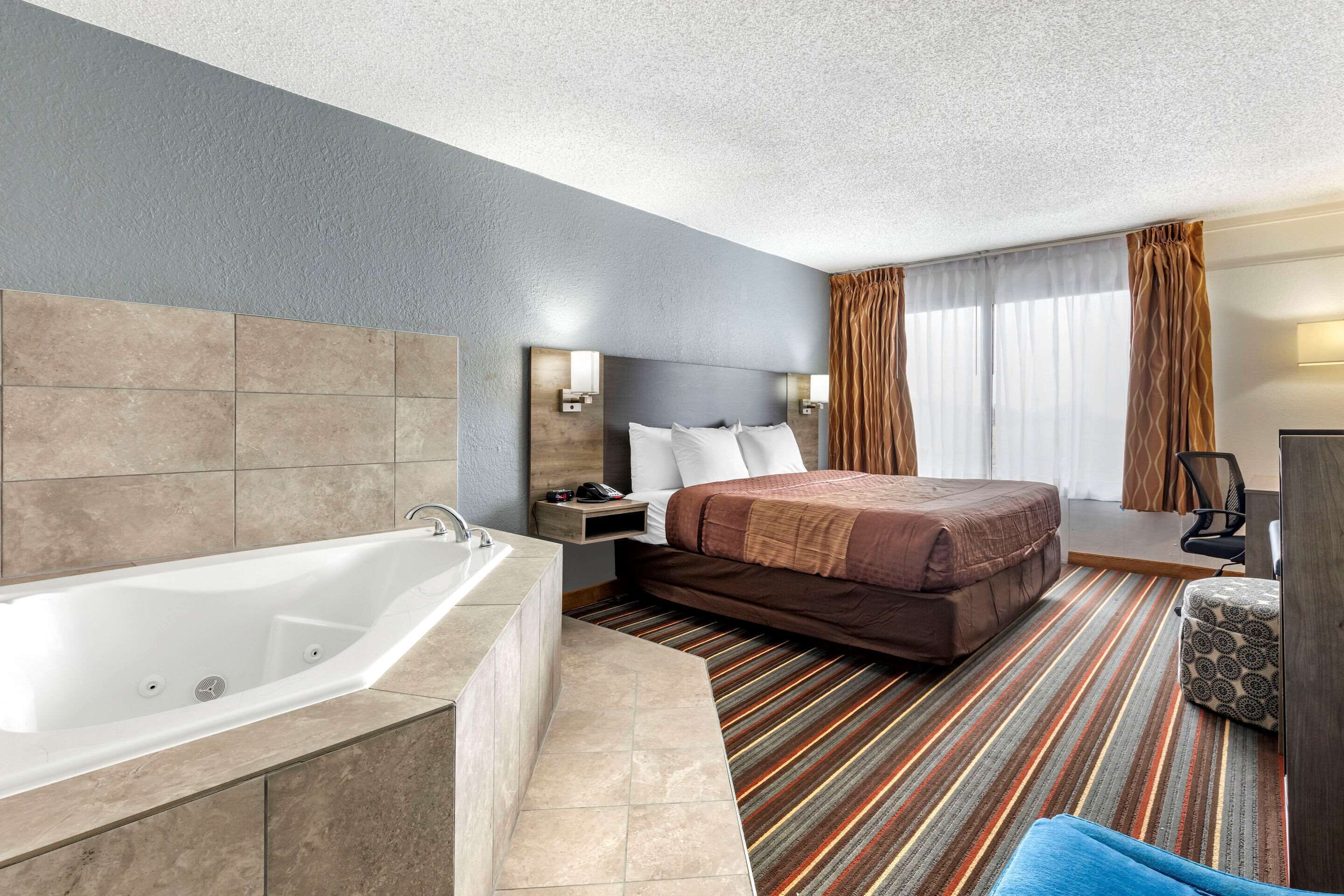 Econo Lodge Sulphur Springs I-30