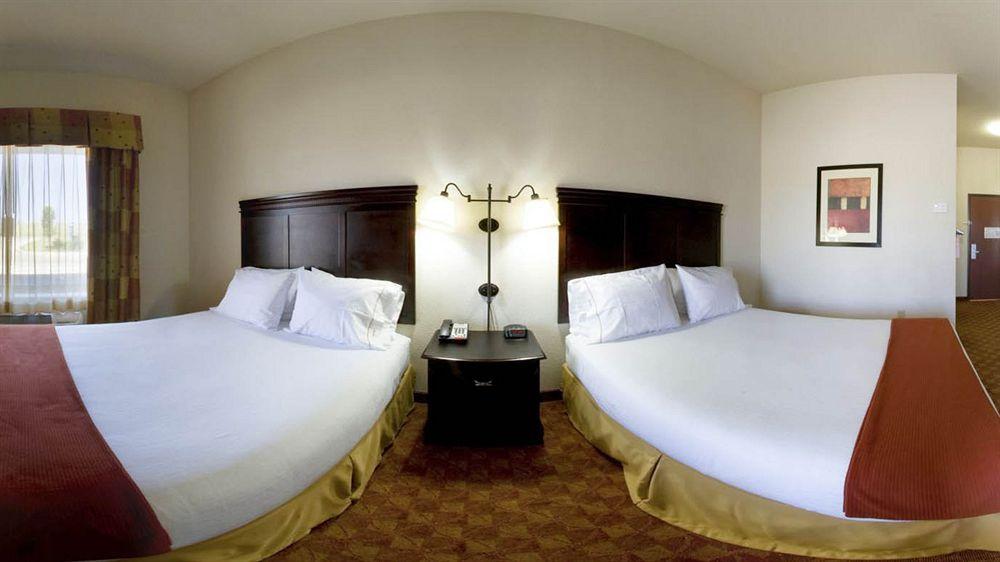 Holiday Inn Express & Suites Sweetwater