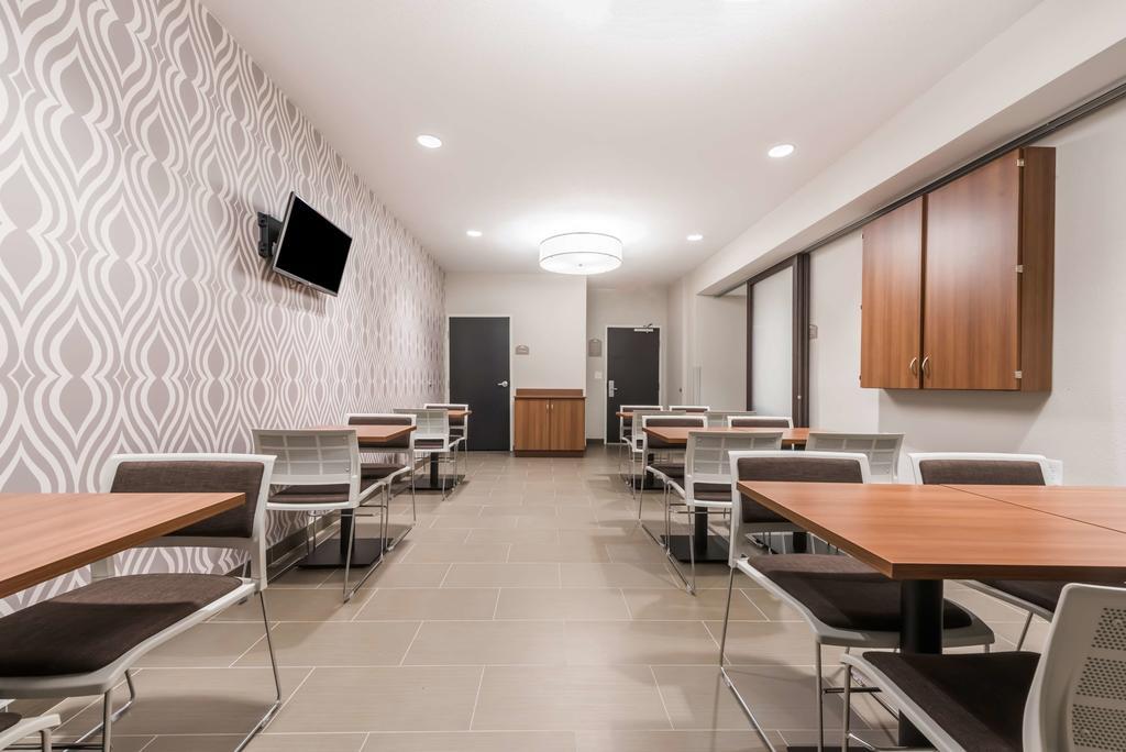 Microtel Inn and Suites by Wyndham Sweetwater