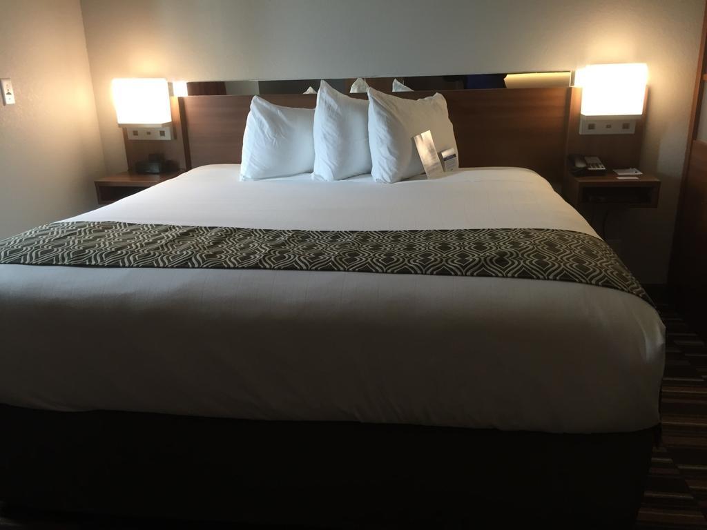 Microtel Inn and Suites by Wyndham Sweetwater