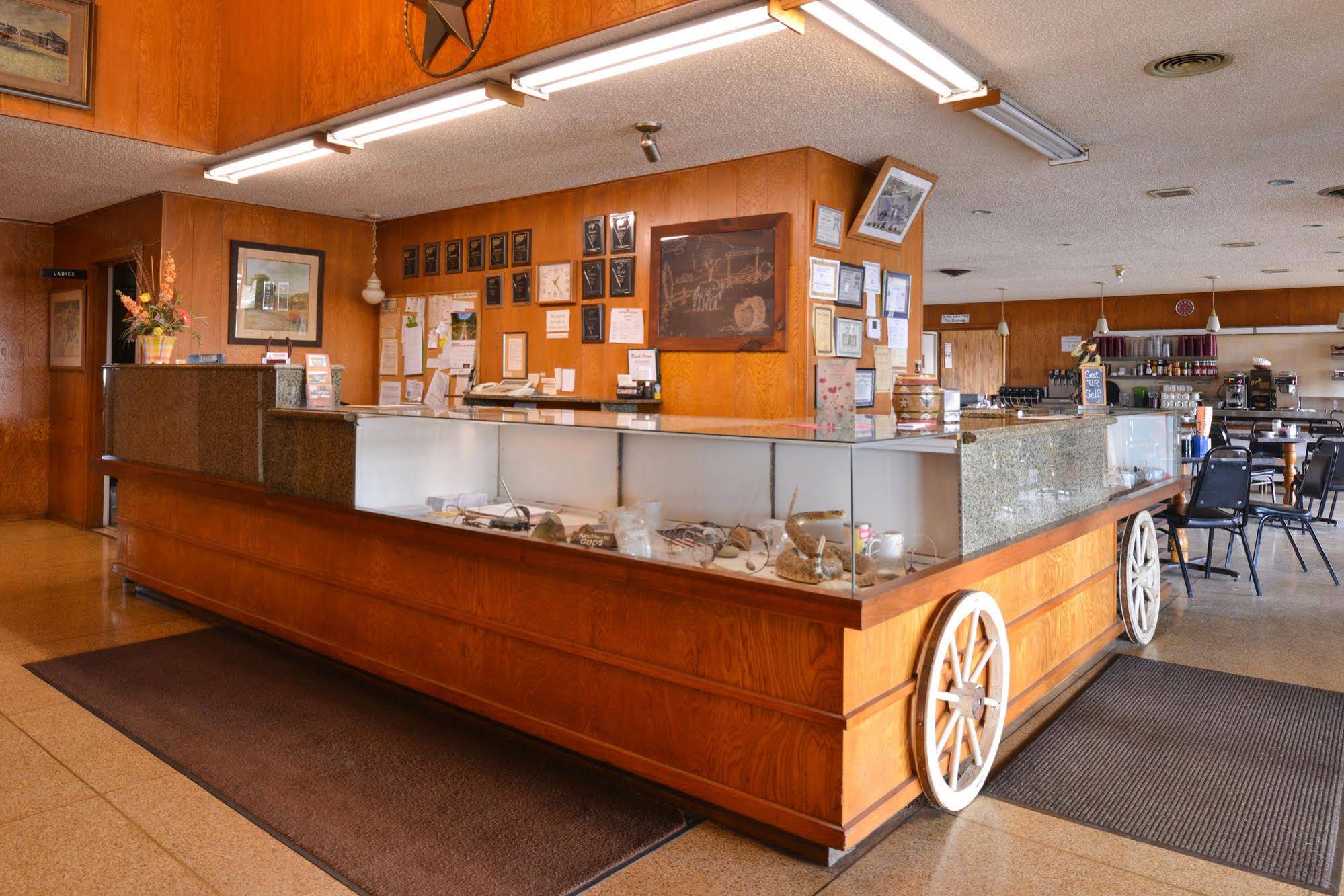 Ranch House Motel