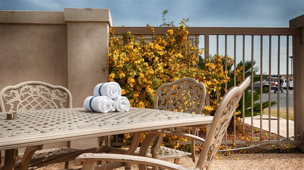 Best Western Taylor Inn