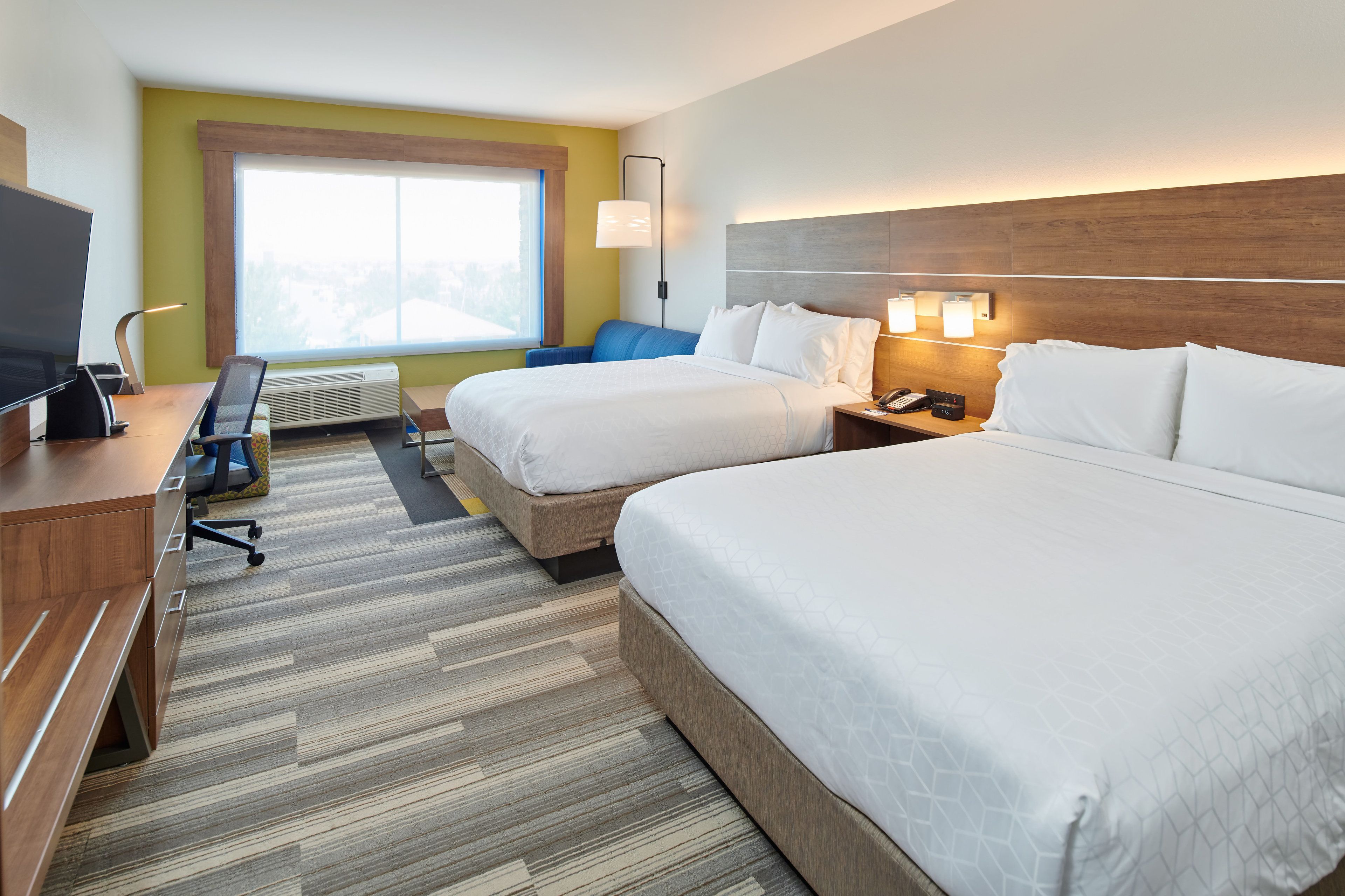 Holiday Inn Express & Suites Taylor