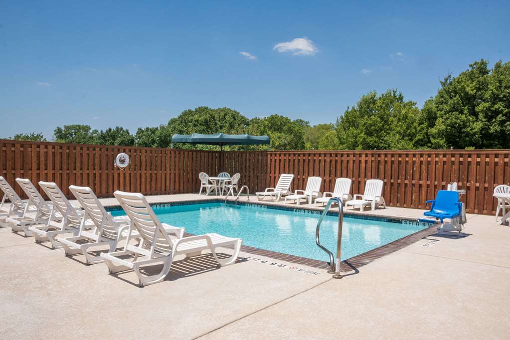 Days Inn by Wyndham Temple