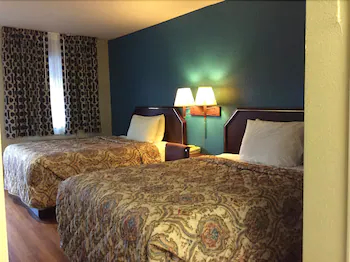 Stratford House Inn and Suites