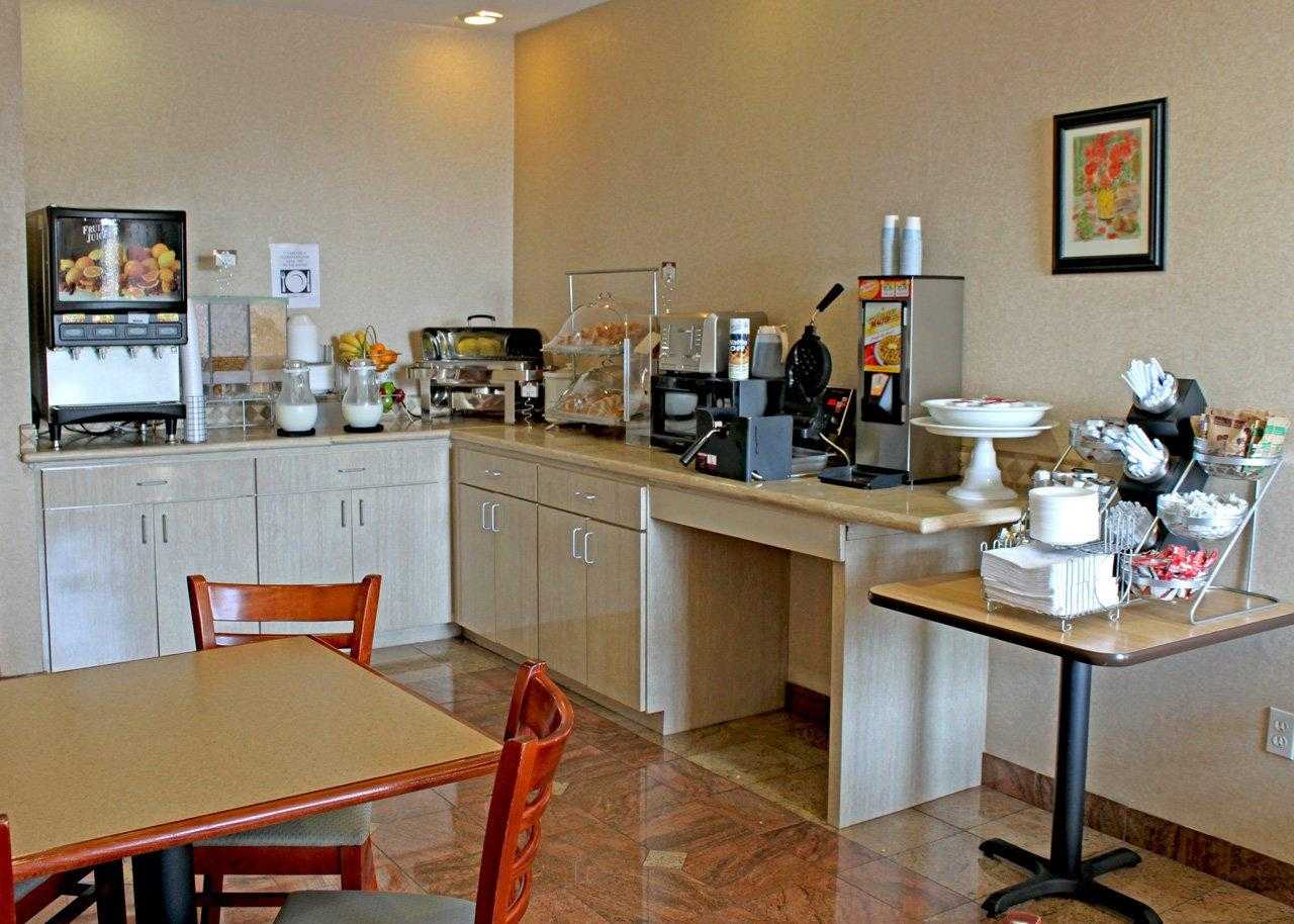 Quality Suites Temple