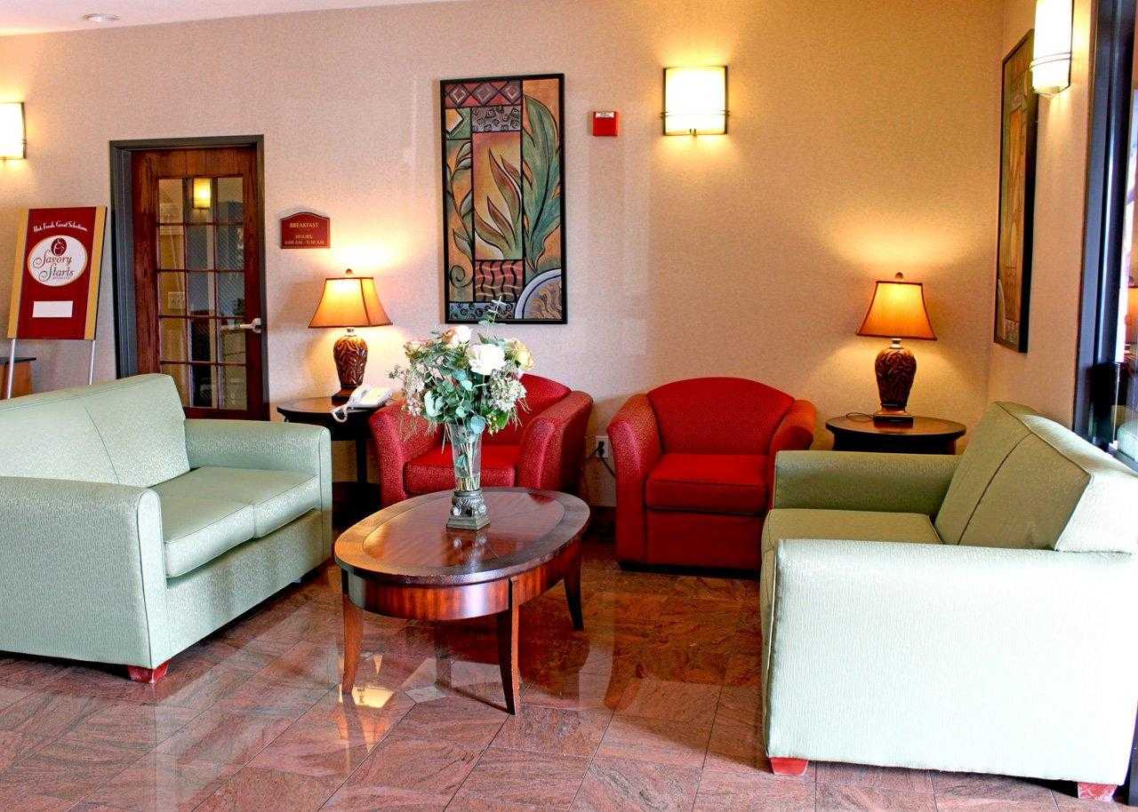 Quality Suites Temple