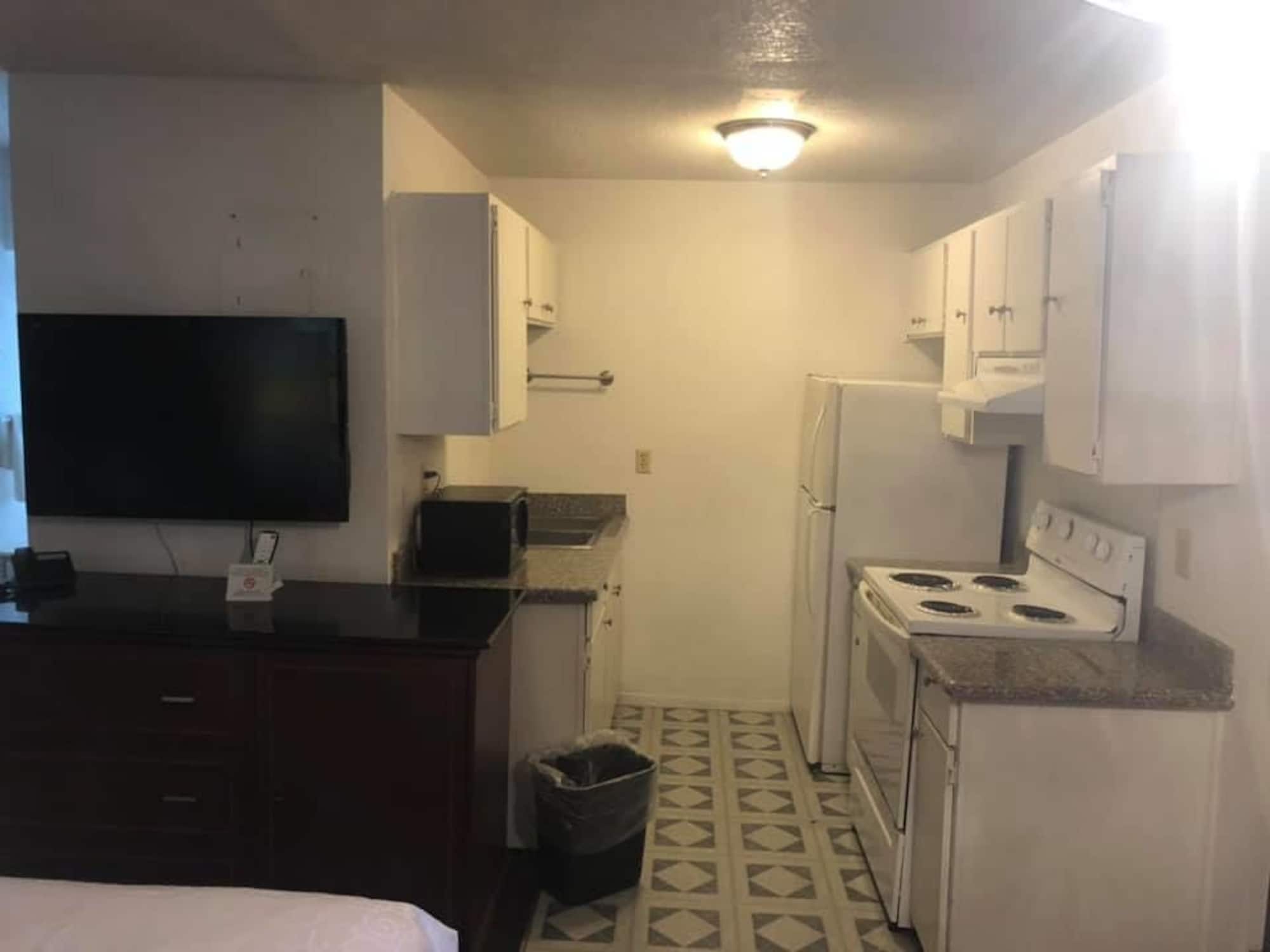 Ranch House Inn & Suites