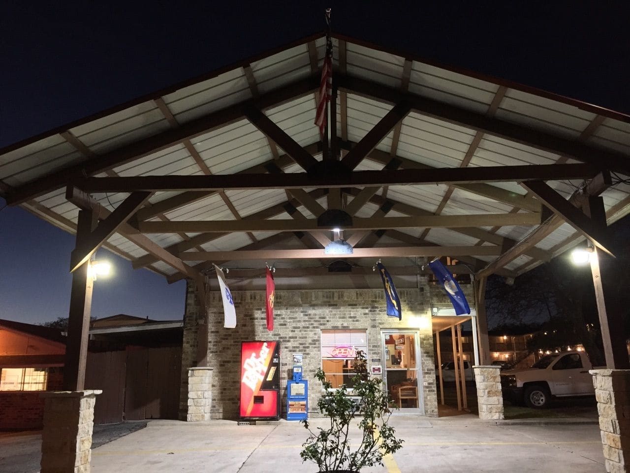 Ranch House Inn & Suites