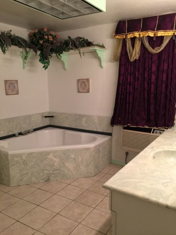 Ranch House Inn & Suites