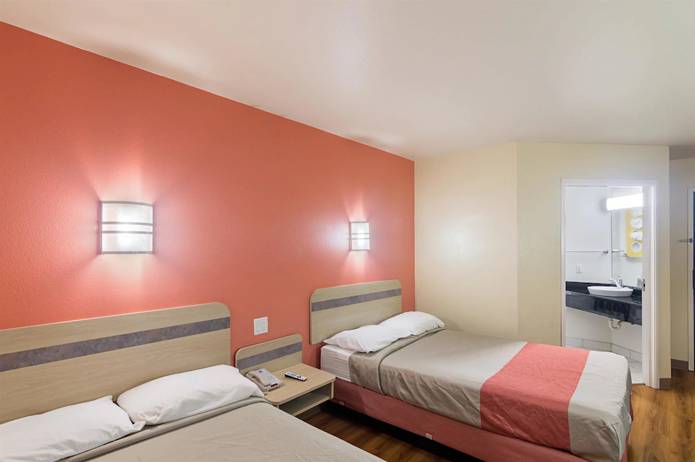 Motel 6 Terrell