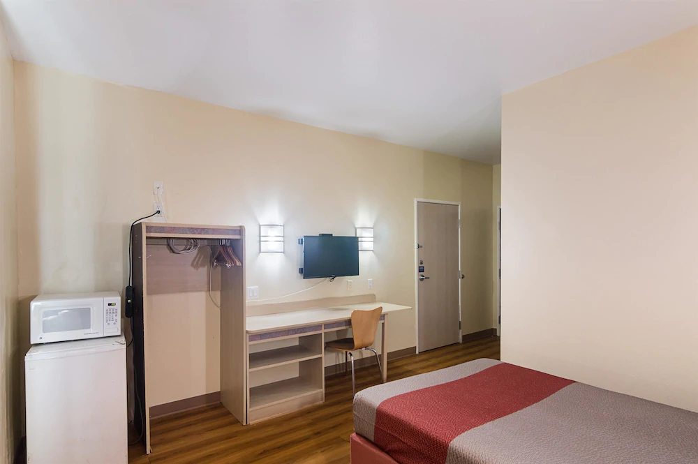 Motel 6 Terrell