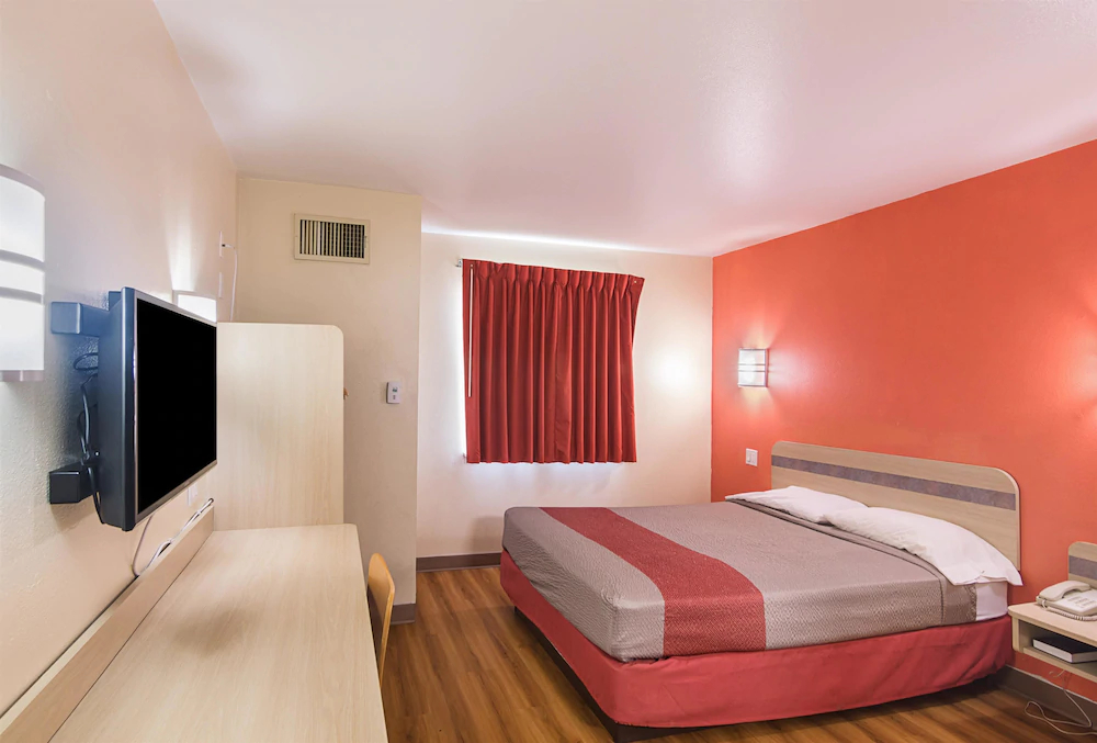Motel 6 Terrell