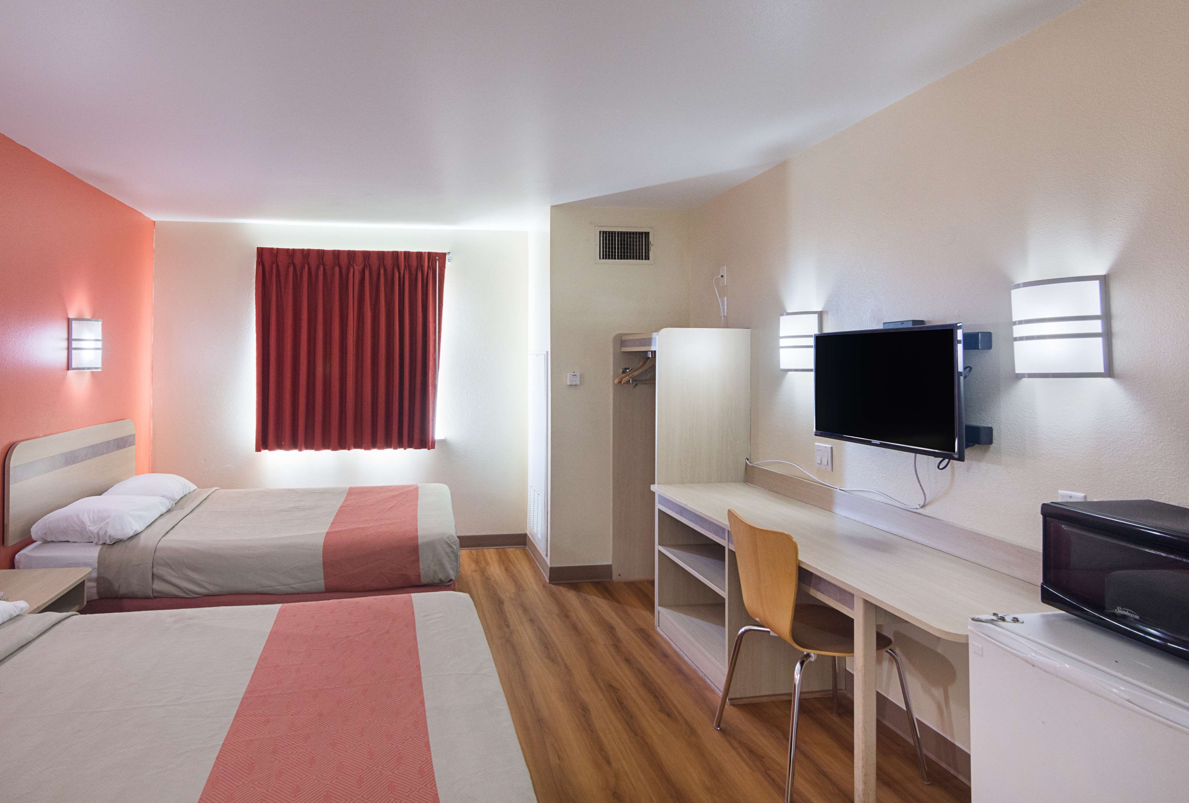 Motel 6 Terrell