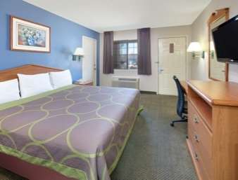SureStay Hotel by Best Western Terrell