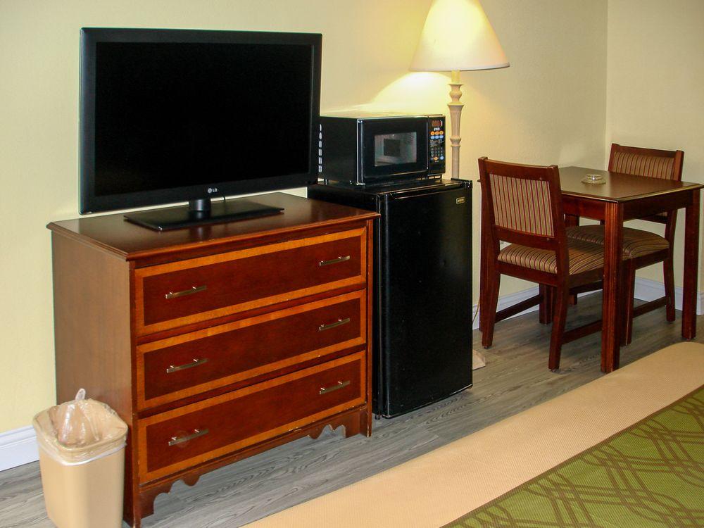 Econo Lodge Texarkana I-30