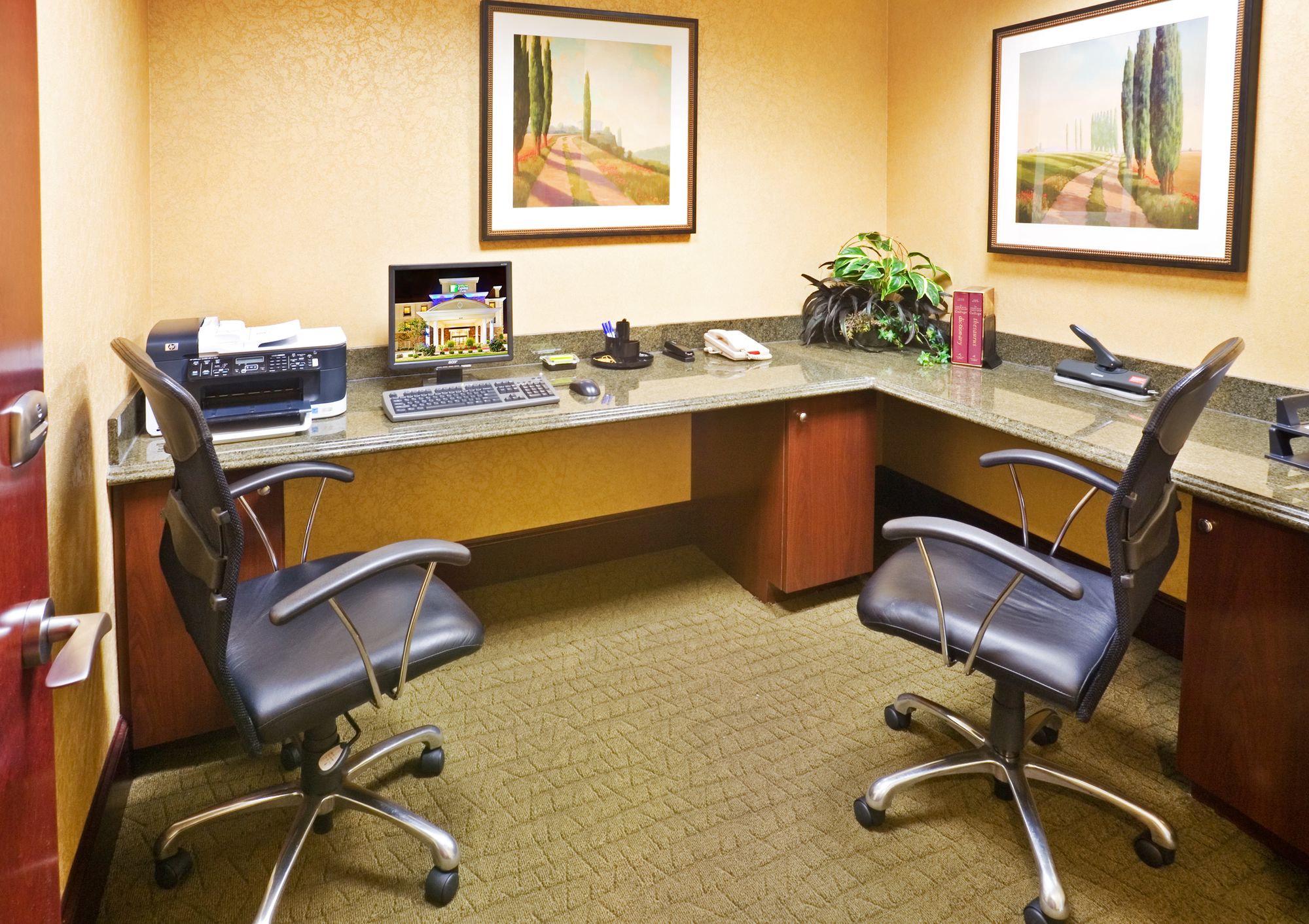 Holiday Inn Express Texarkana
