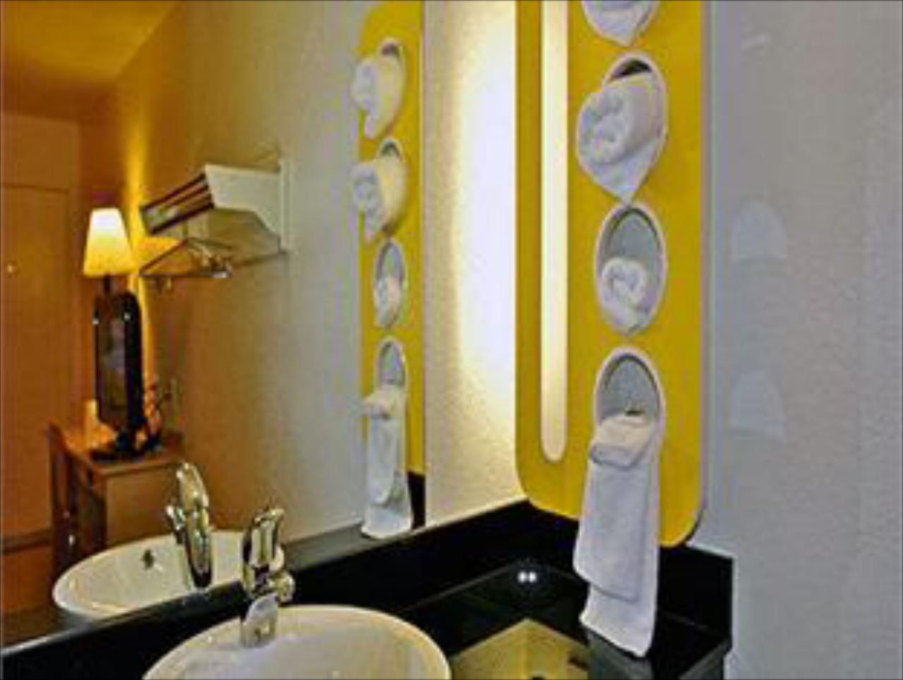 Studio City Suites, a Travelodge by Wyndham