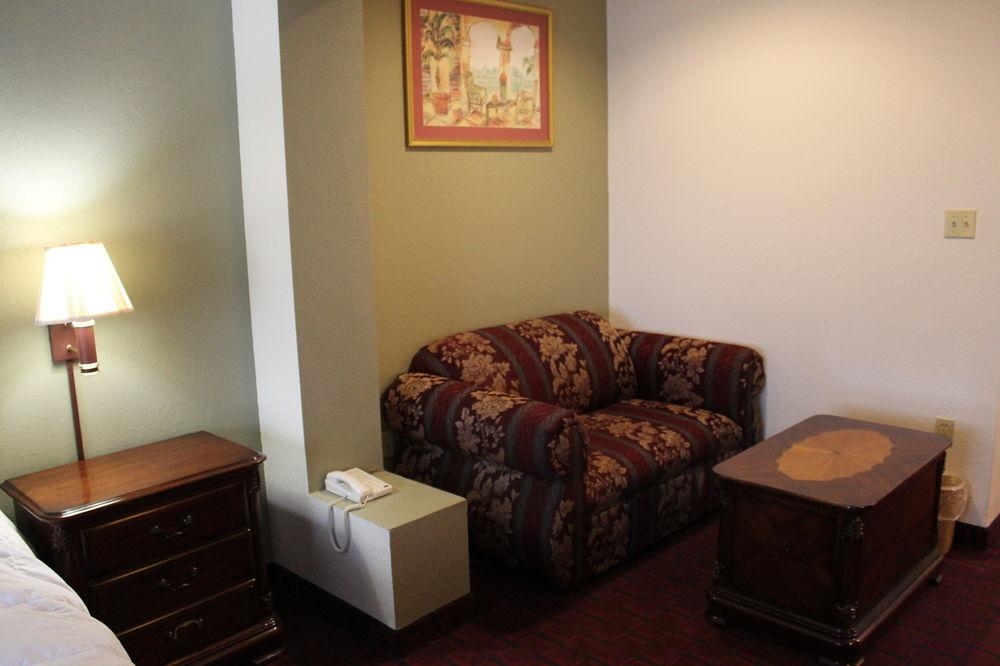 Baymont by Wyndham Texas City