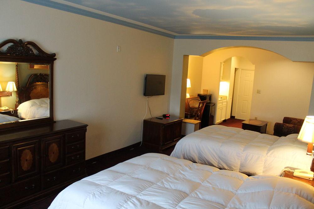 Baymont by Wyndham Texas City