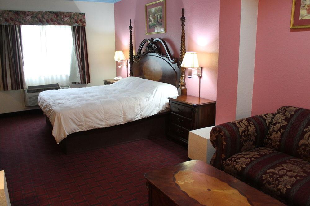 Baymont by Wyndham Texas City