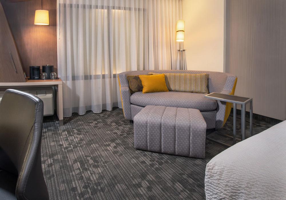 Courtyard Dallas Plano/the Colony