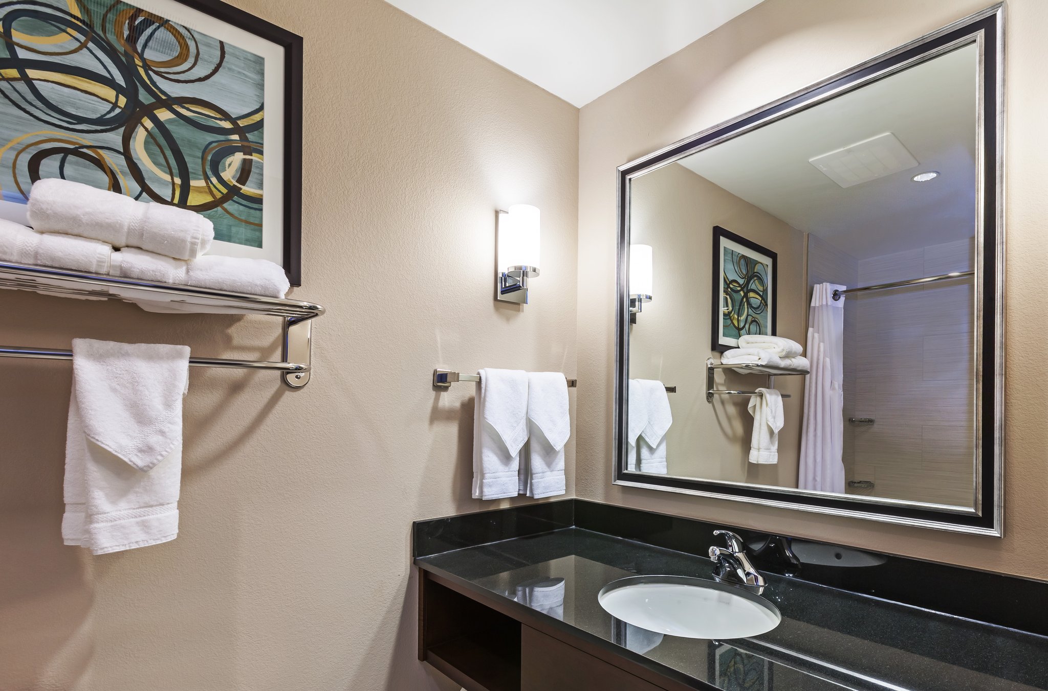 Clarion Hotel The Colony Plano West