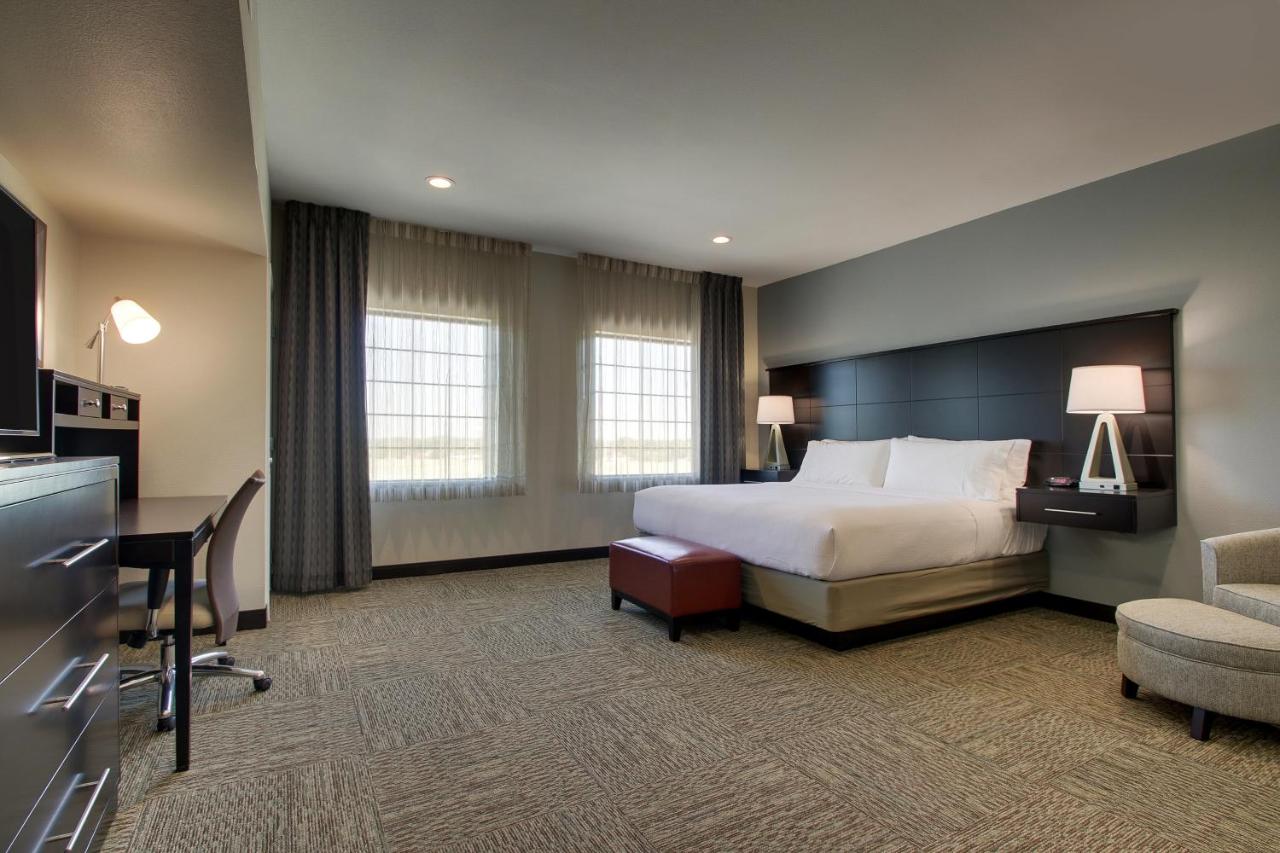 Staybridge Suites Plano - The Colony, an IHG Hotel