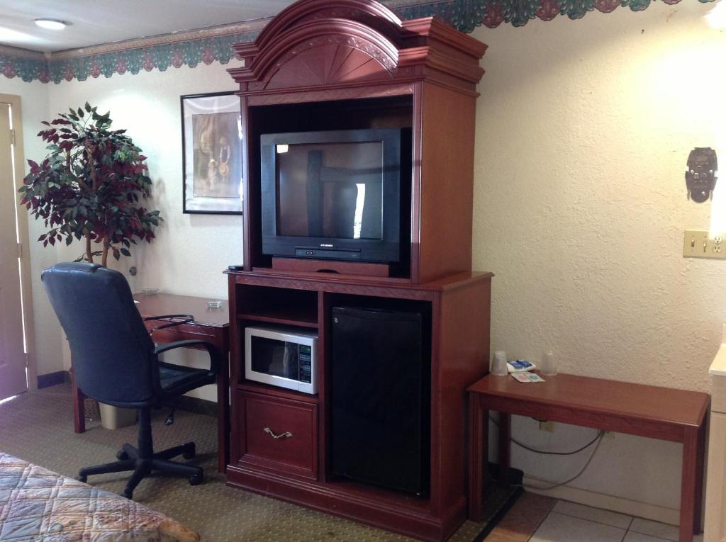 Scottish Inns & Suites Shenandoah Woodlands