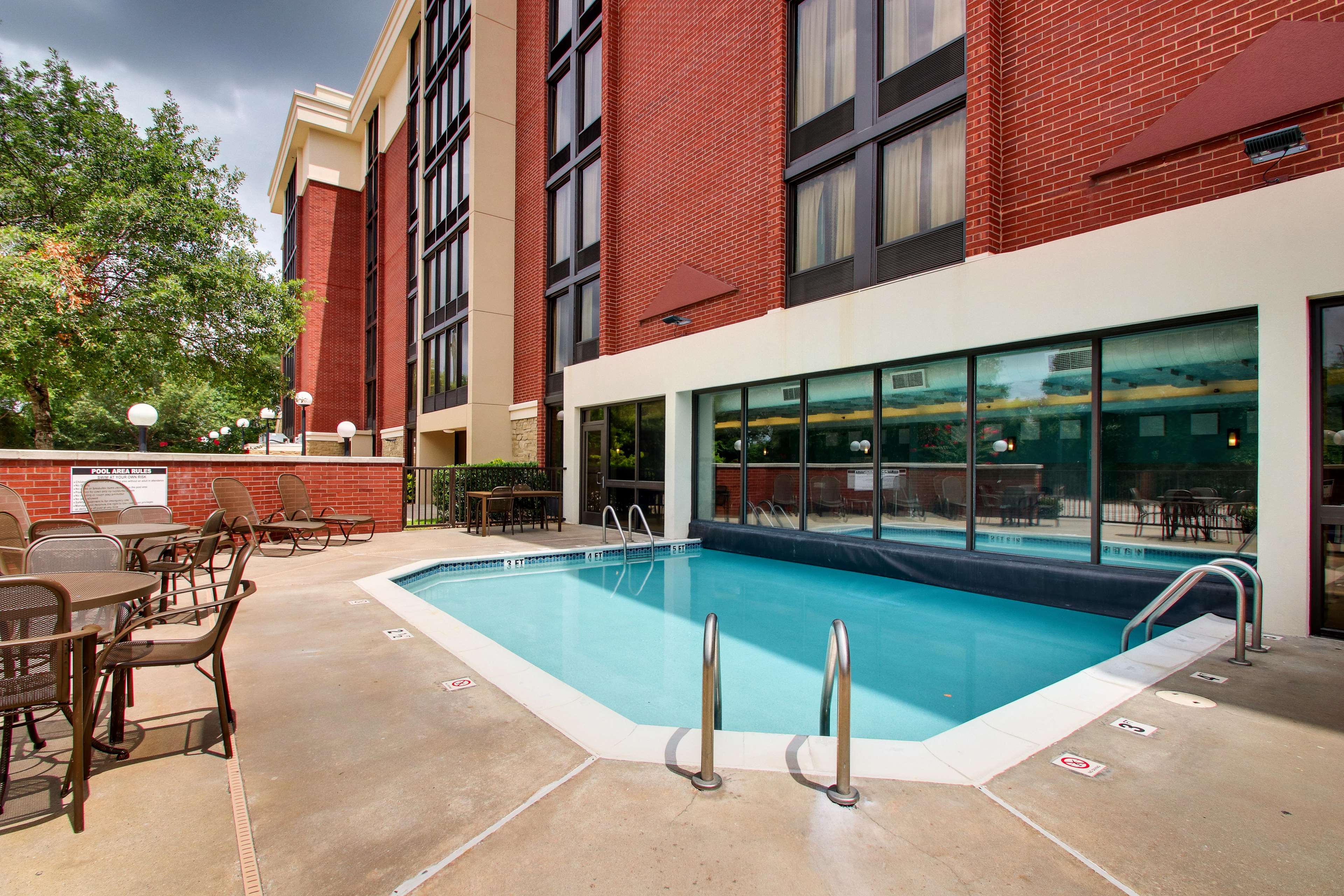 Heritage Inn & Suites The Woodlands, Trademark by Wyndham