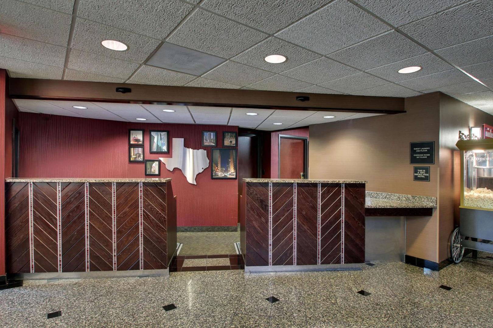 Heritage Inn & Suites The Woodlands, Trademark by Wyndham