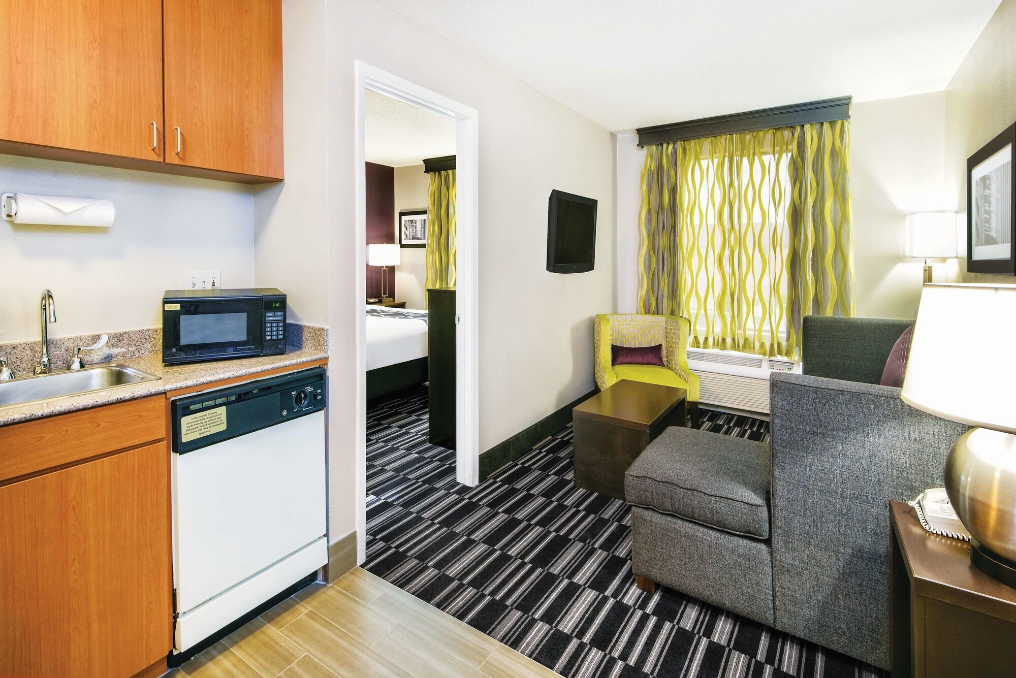 La Quinta Inn & Suites by Wyndham The Woodlands/Spring