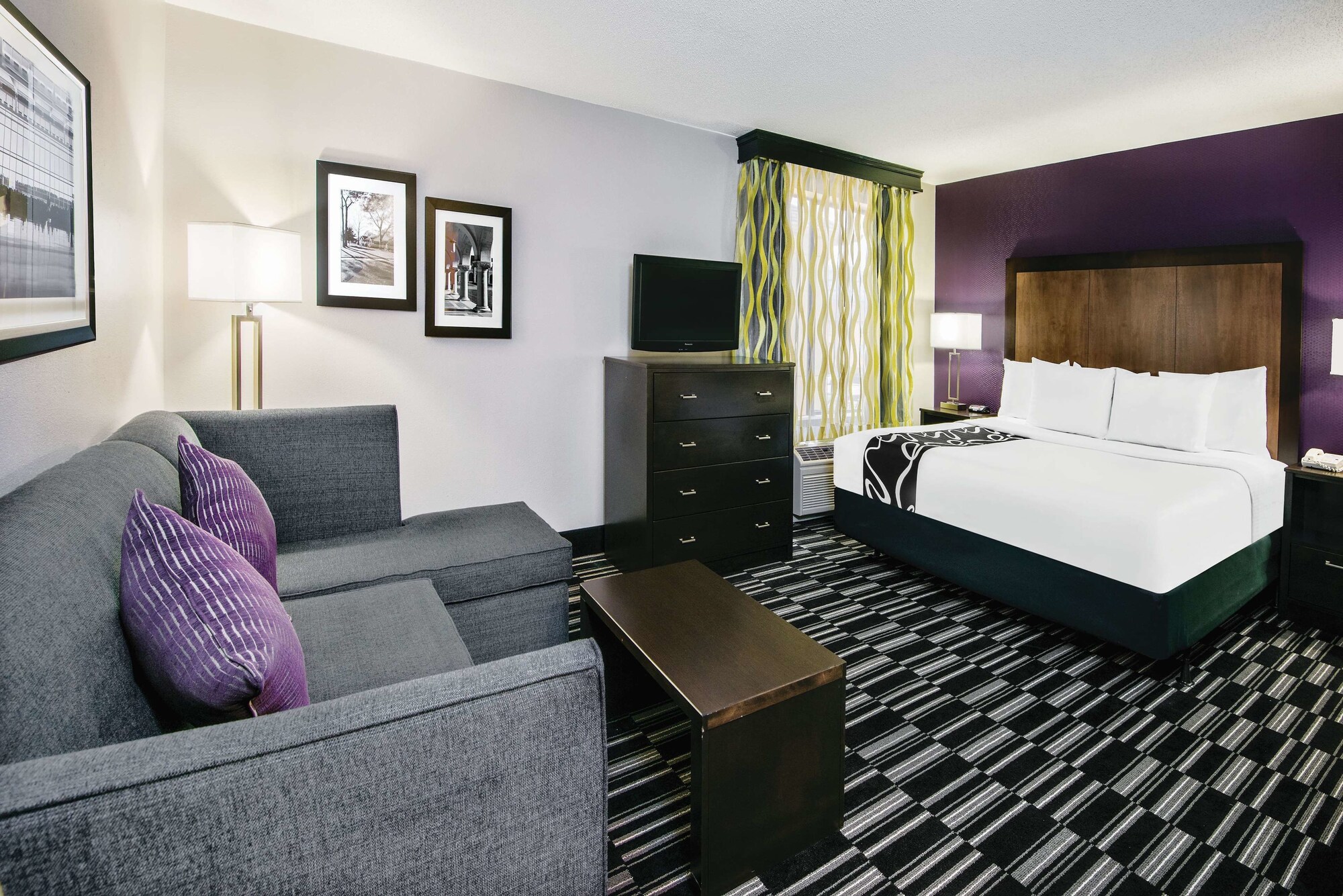 La Quinta Inn & Suites by Wyndham The Woodlands/Spring