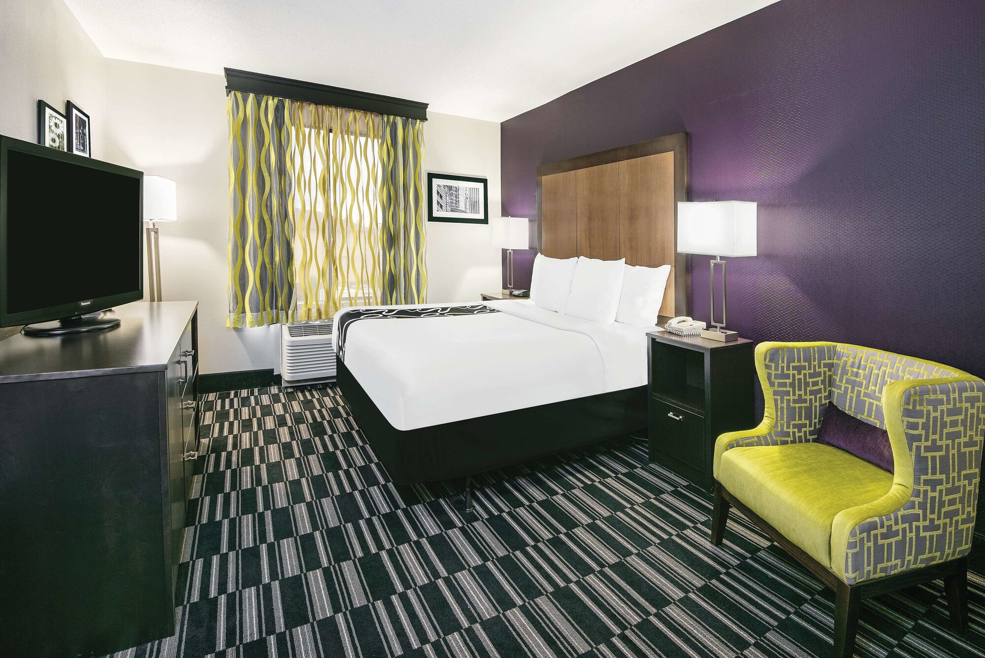 La Quinta Inn & Suites by Wyndham The Woodlands/Spring