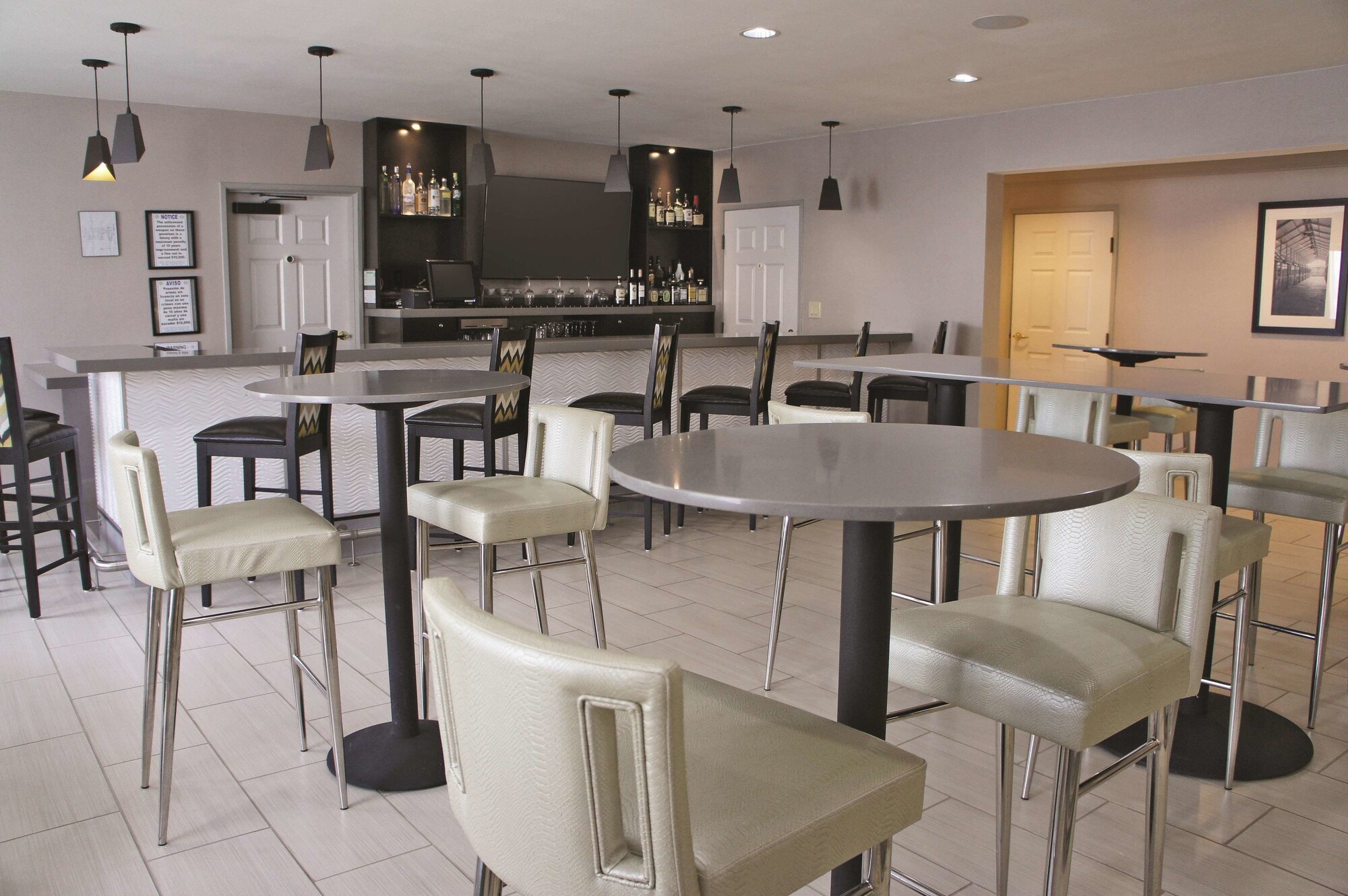 La Quinta Inn & Suites by Wyndham The Woodlands/Spring