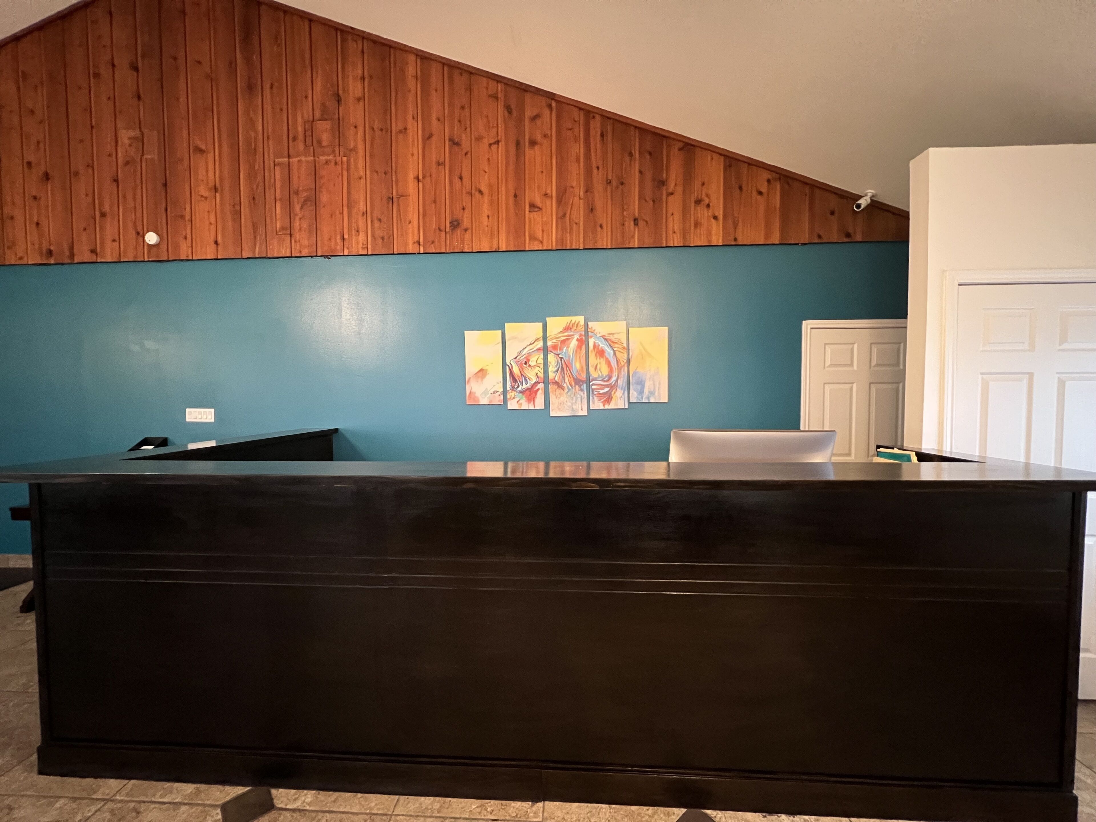 Bass Inn Motel