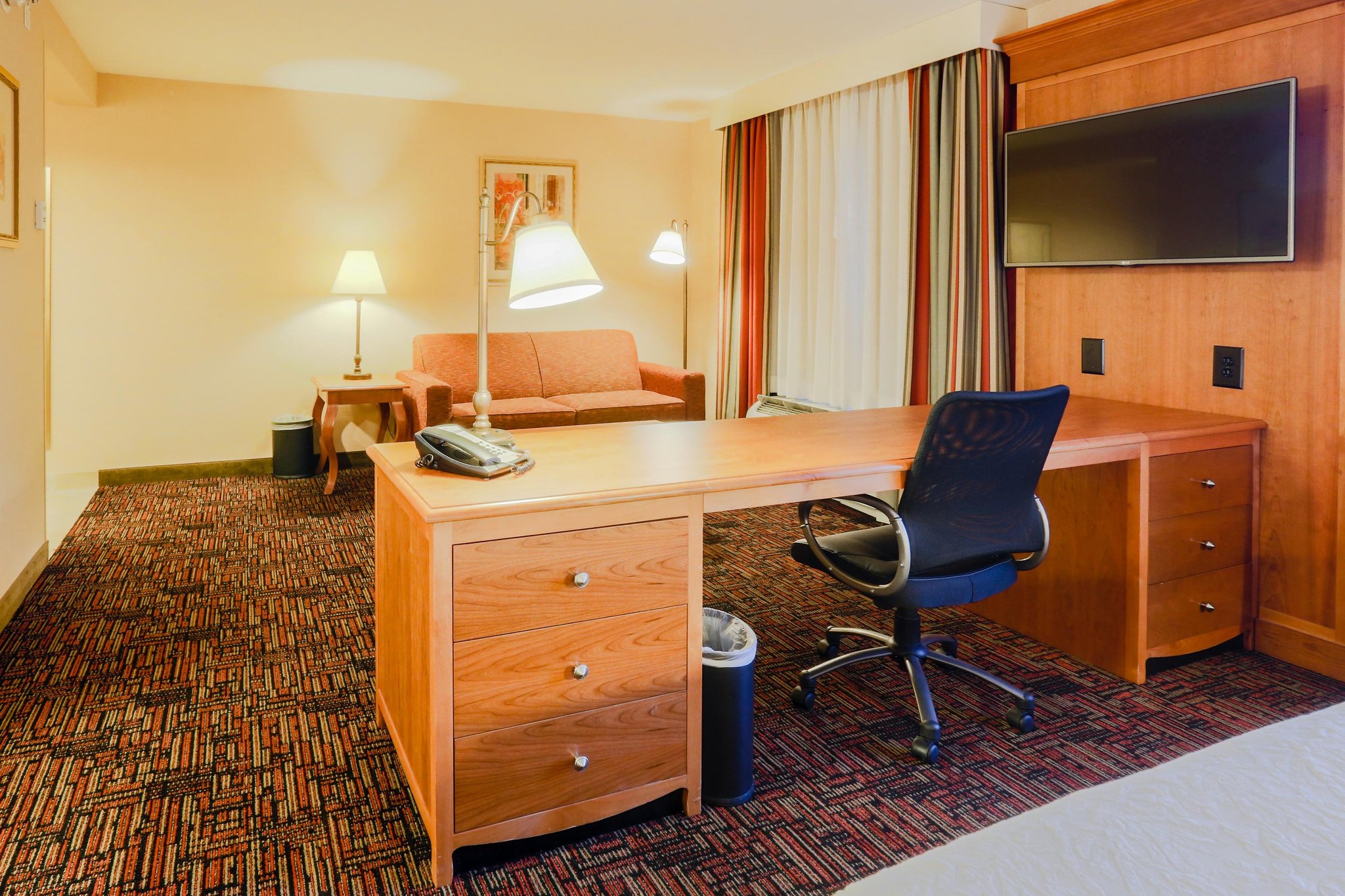 Hampton Inn & Suites Tomball