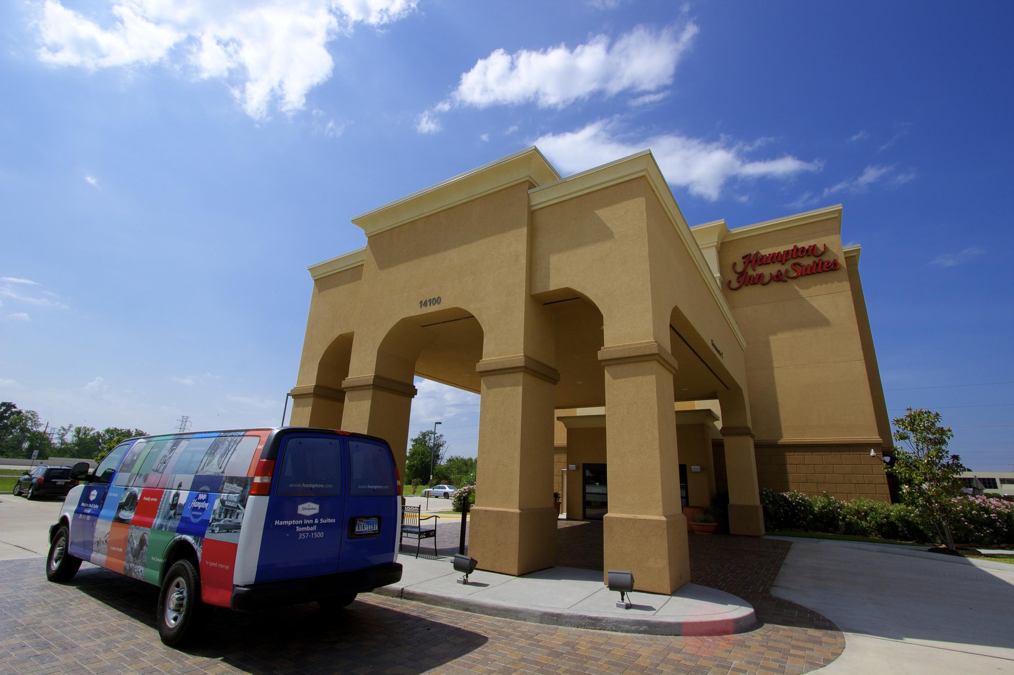 Hampton Inn & Suites Tomball