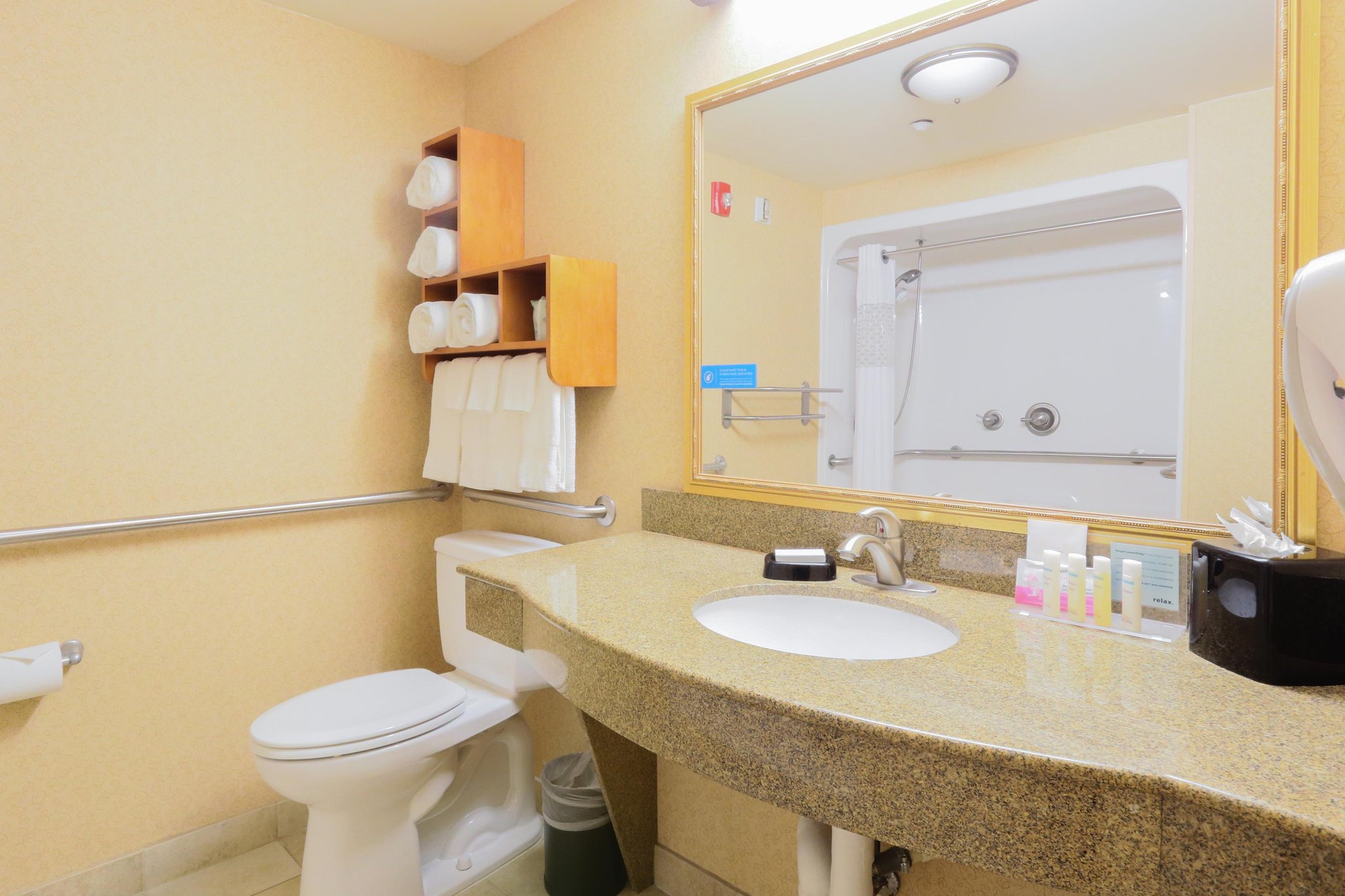 Hampton Inn & Suites Tomball