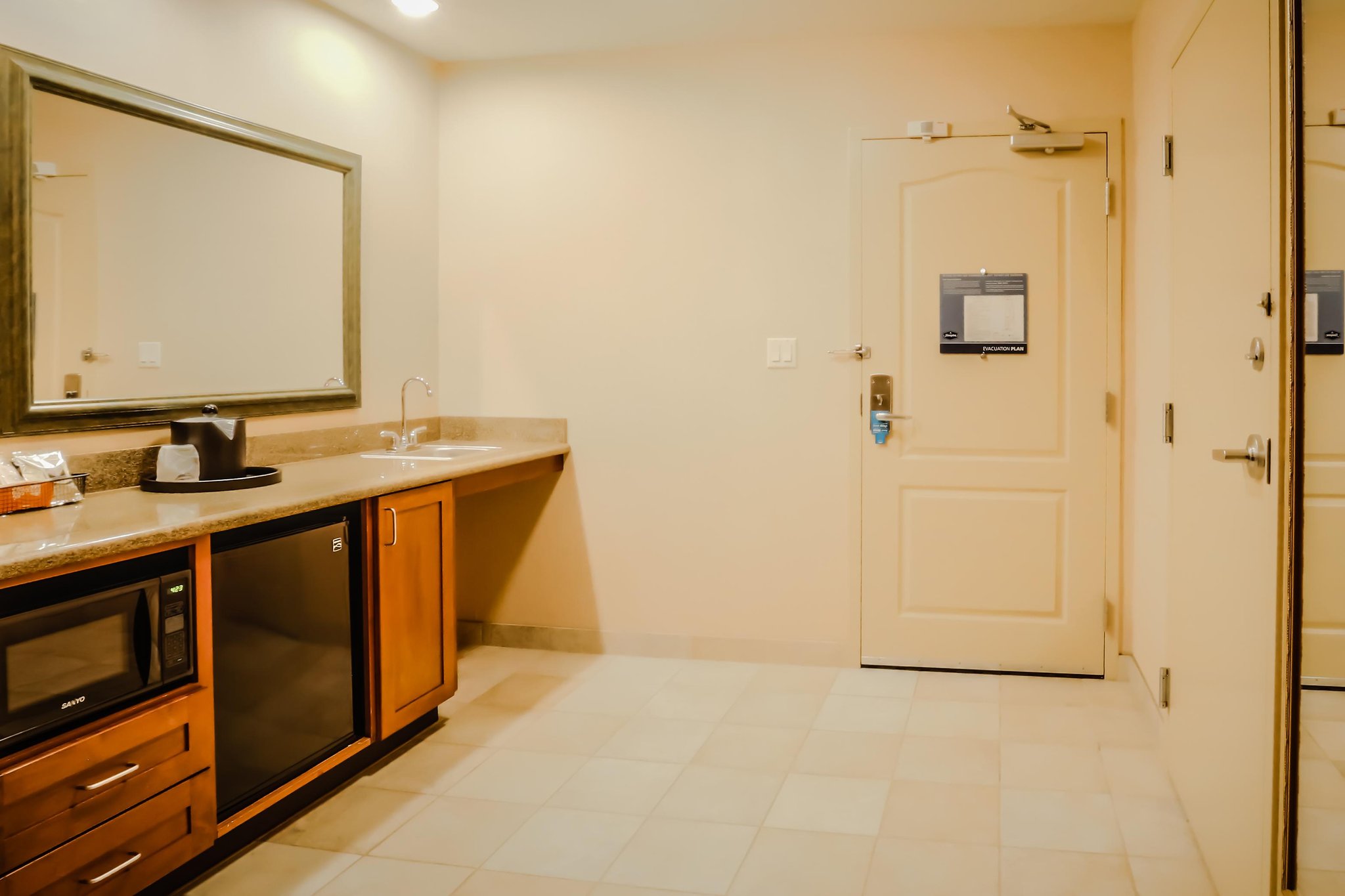 Hampton Inn & Suites Tomball
