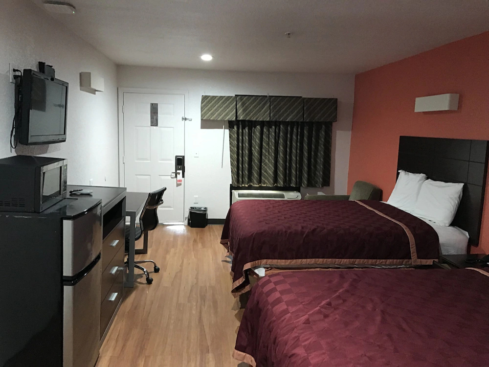 Express Inn Tomball
