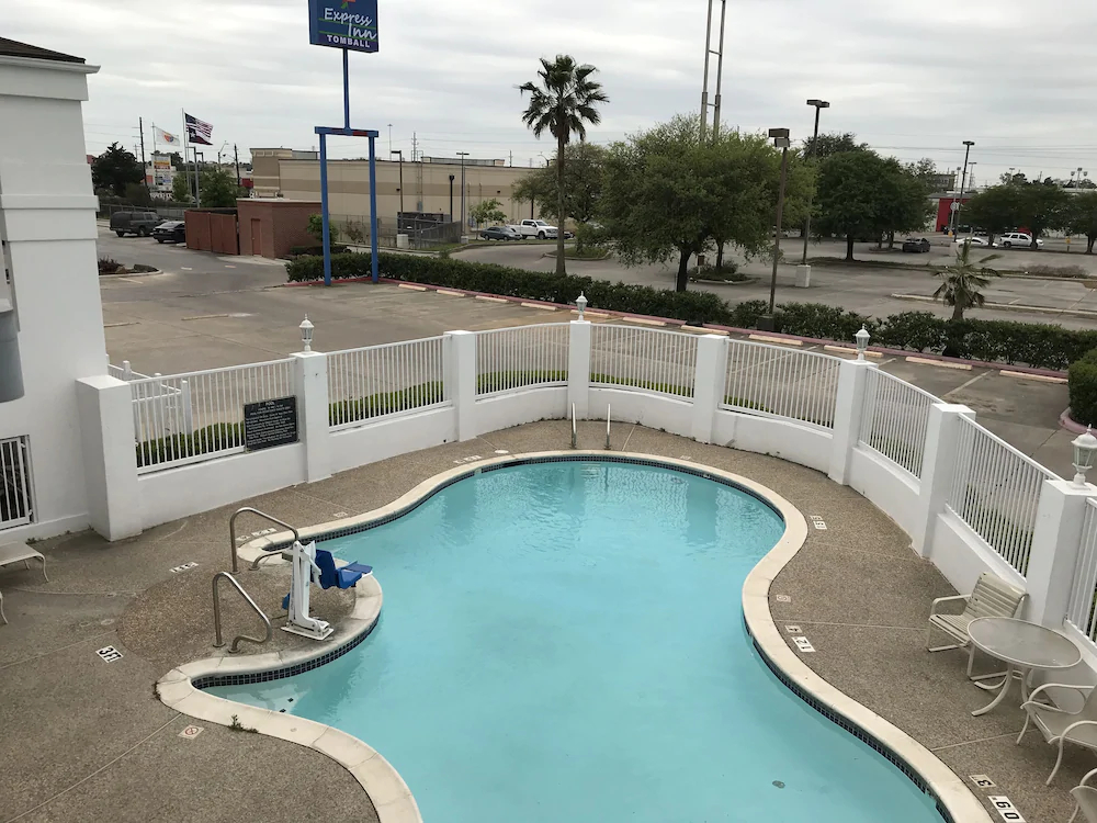 Express Inn Tomball