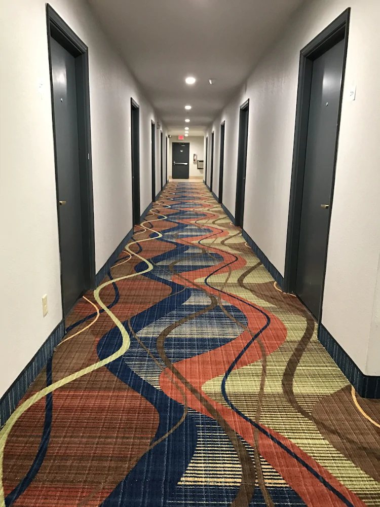 Scottish Inn & Suites