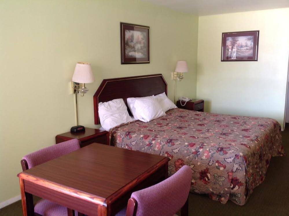 Executive Inn