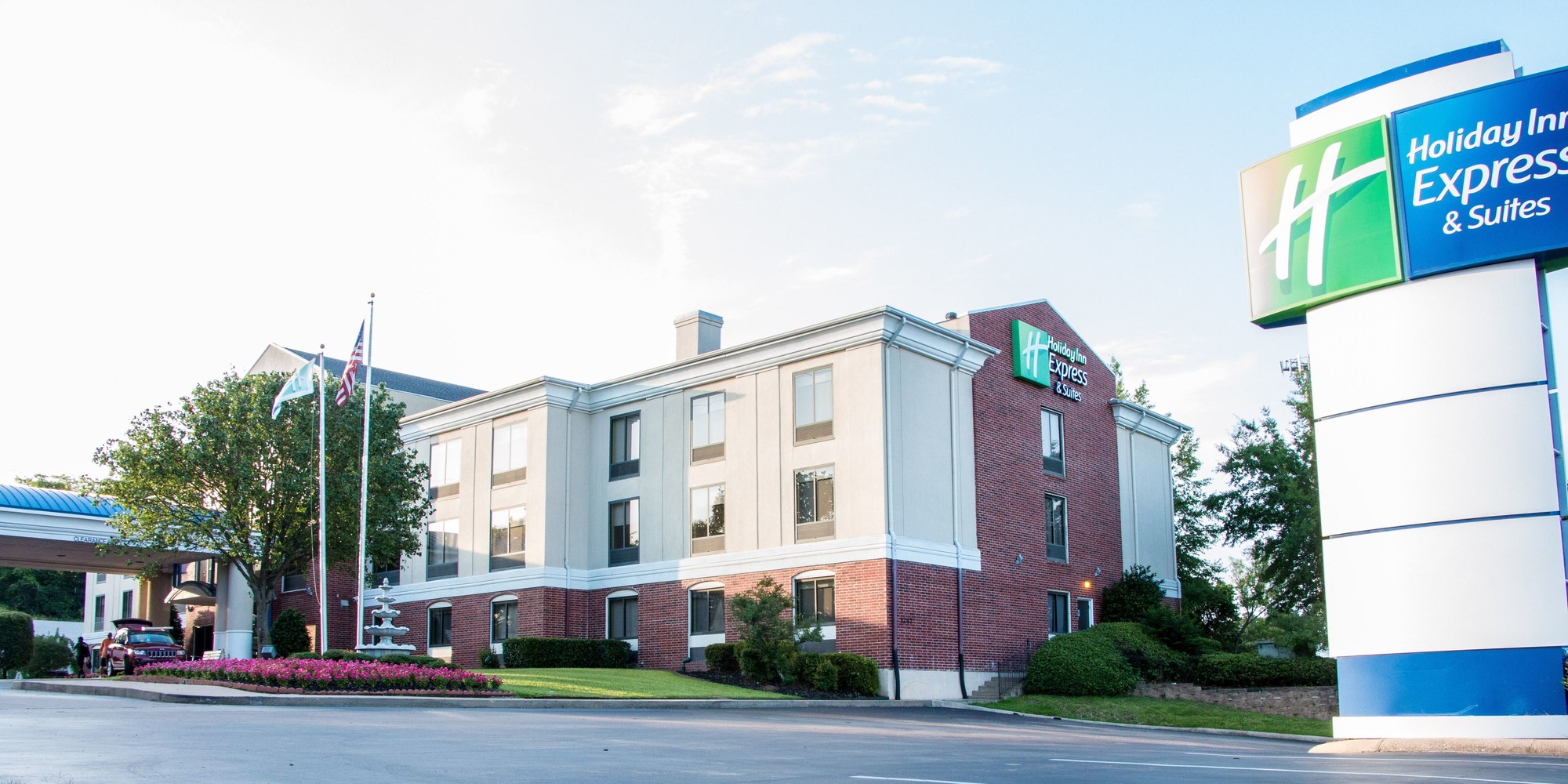 Holiday Inn Express & Suites Tyler North