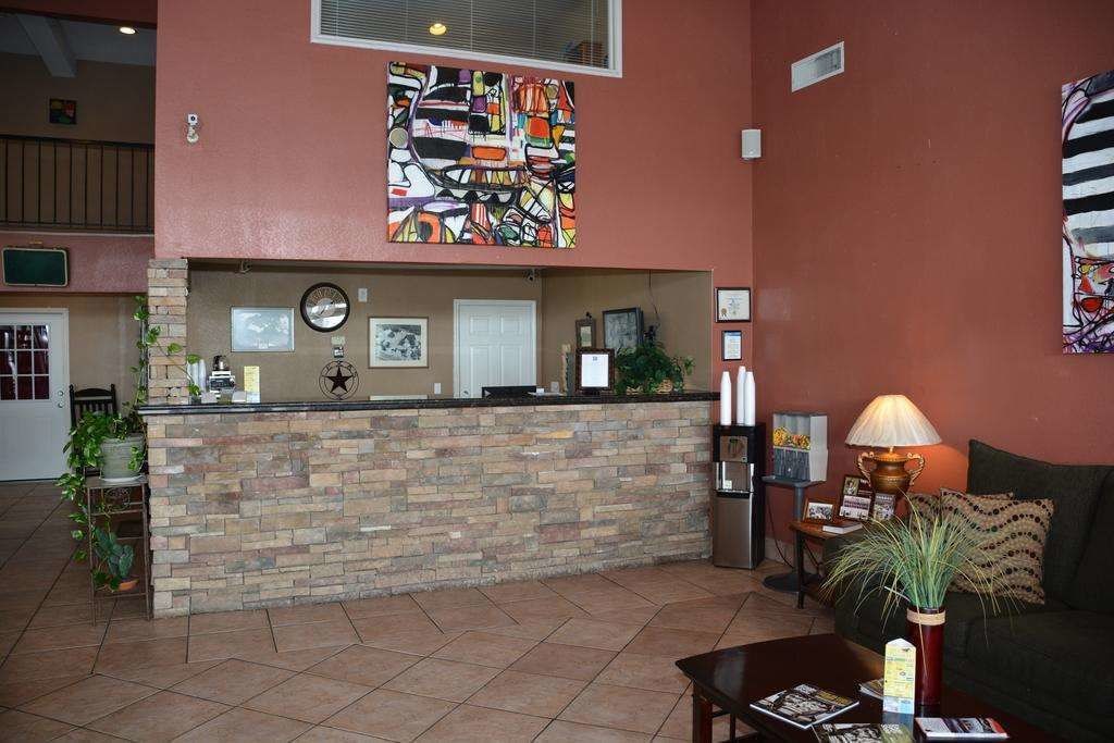Inn of Uvalde