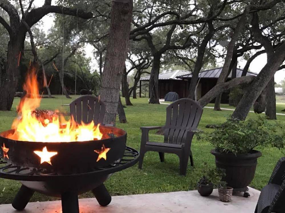 Live Oaks Bed and Breakfast