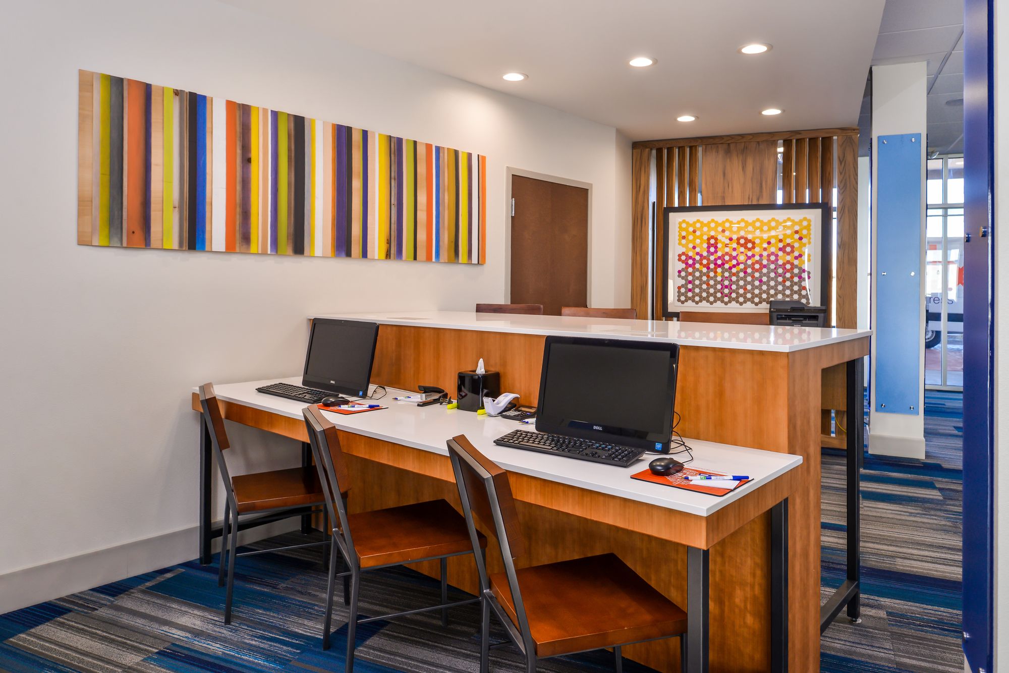 Holiday Inn Express & Suites Van Horn